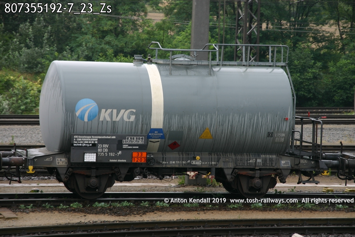 807355192-7_23_Zs.jpg